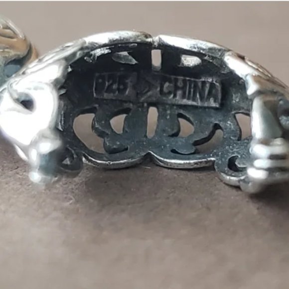 Silpada .925 Silver Filigree Hoop Earrings P1126 - Picture 3 of 5